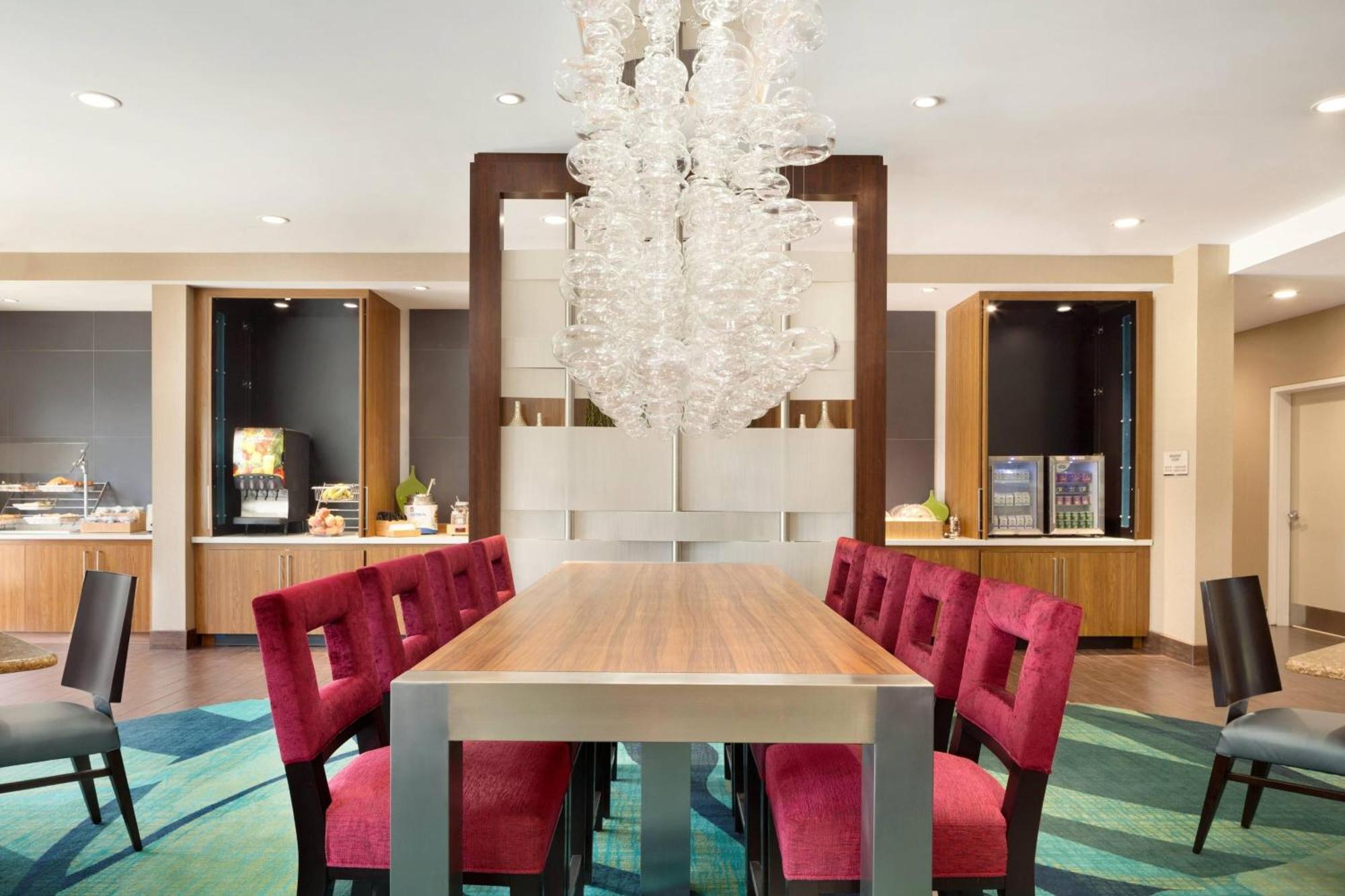 Springhill By Marriott Hotel